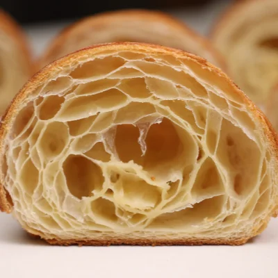 קרואסון חמאה קלאסי