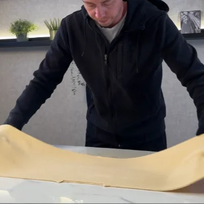 ליפוף בצק עלים